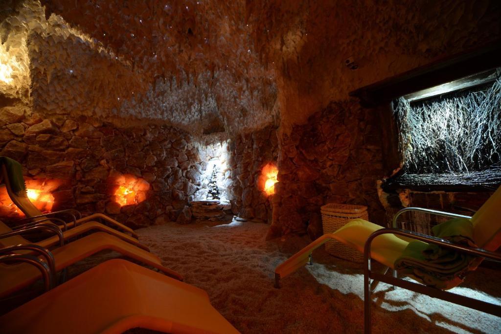 Resident Resort Harrachov & Grotta Spa Bagian luar foto